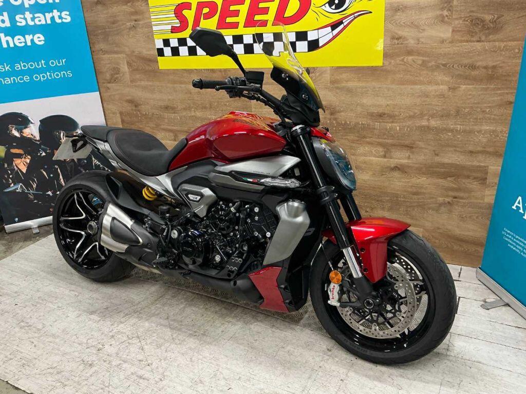 Ducati XDiavel V4