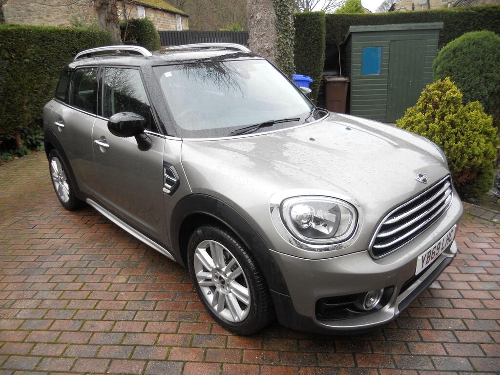 MINI Countryman SUV 1.5 Cooper Exclusive Euro 6 (s/s) 5dr