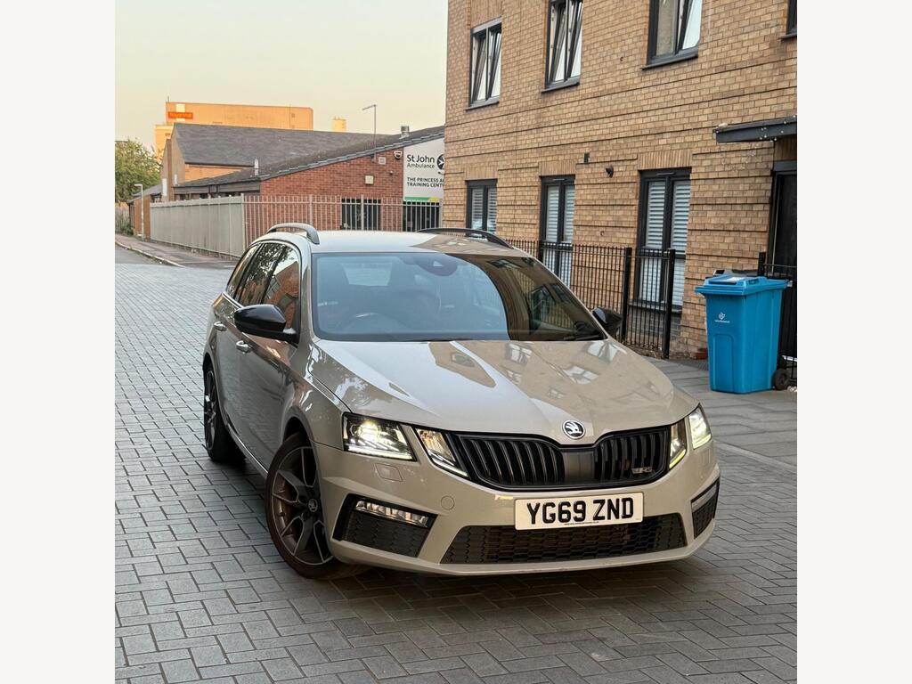 Skoda Octavia Estate 2.0 TDI vRS DSG 4WD Euro 6 (s/s) 5dr