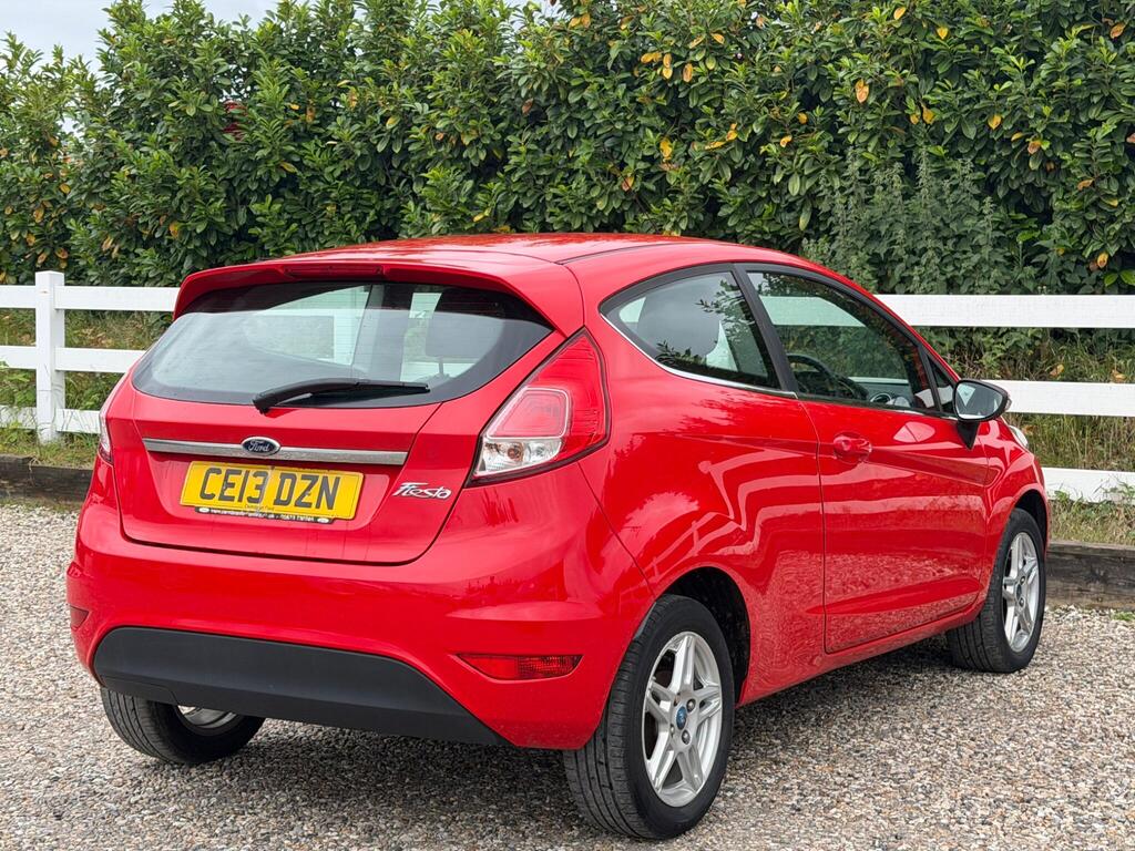 2013 Ford Fiesta thumbnail 14