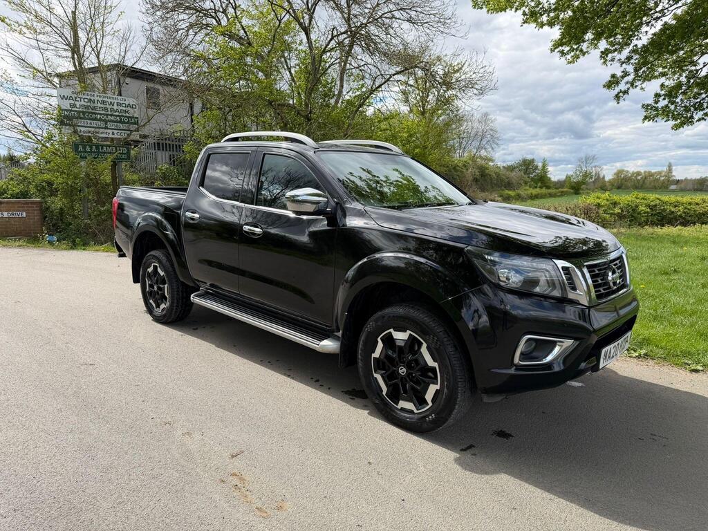 Nissan Navara Pickup 2.3 dCi Tekna Auto 4WD Euro 6 4dr