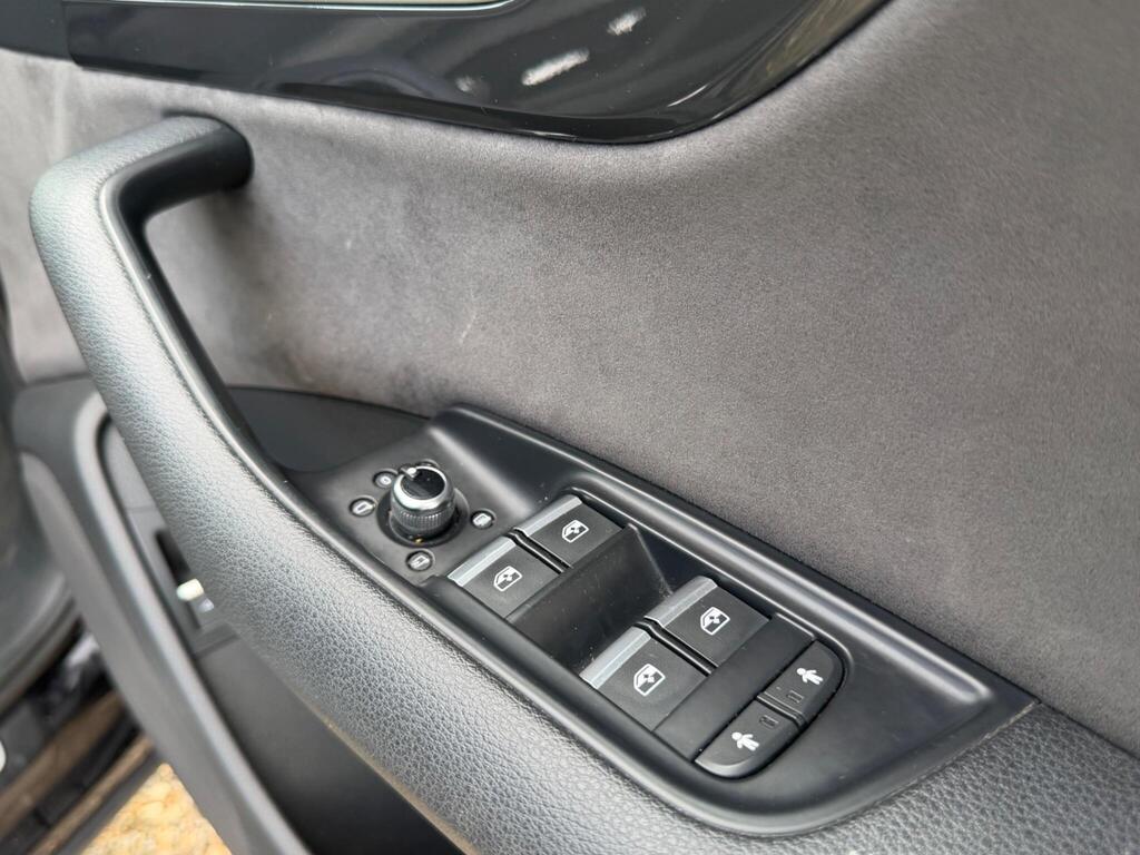 2015 Audi Q7 thumbnail 33