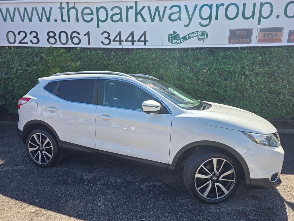 Nissan Qashqai SUV 1.6 dCi Tekna XTRON 2WD Euro 6 (s/s) 5dr