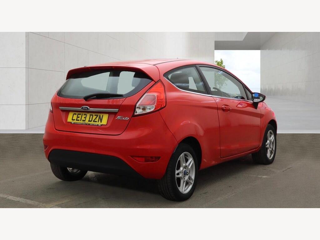 2013 Ford Fiesta thumbnail 4
