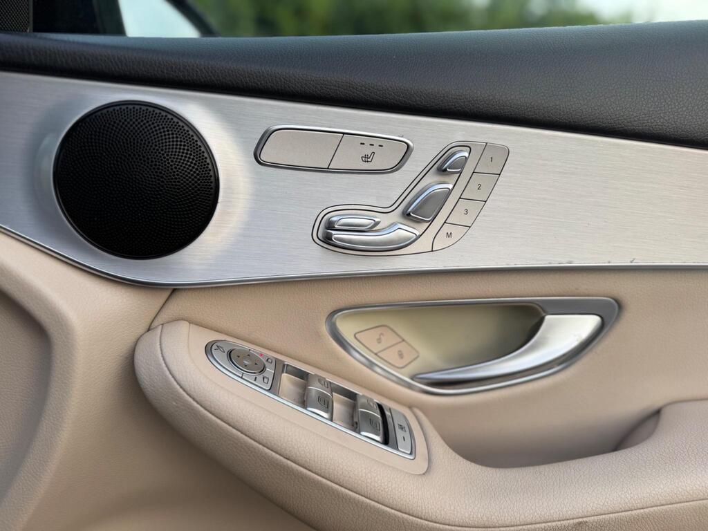 Mercedes-Benz GLC 2.1 GLC220d Sport (Premium) G-Tronic 4MATIC Euro 6 (s/s) 5dr thumbnail 36