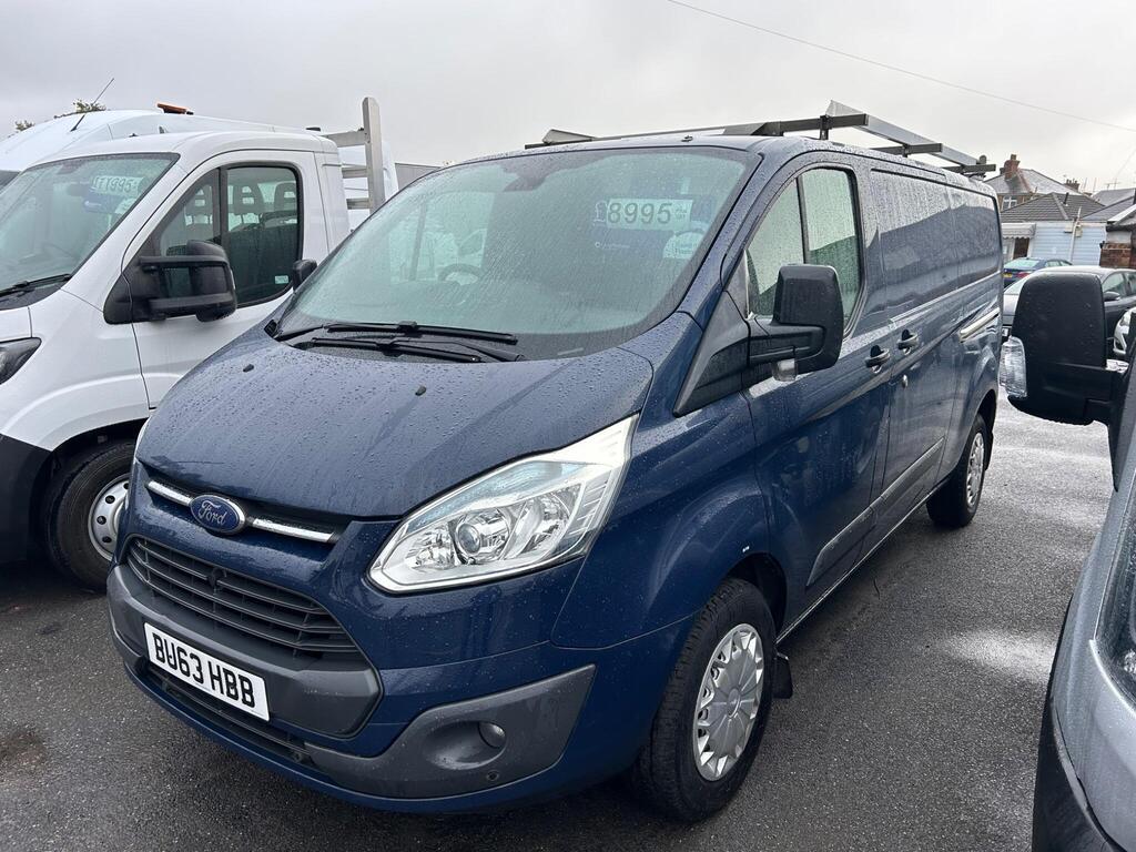 Ford Transit Custom Panel Van 2.2 TDCi 330 Trend L2 H1 5dr