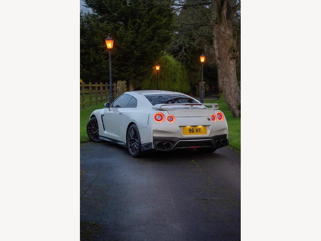 Nissan GT-R Coupe 3.8 V6 Recaro Auto 4WD Euro 6 2dr