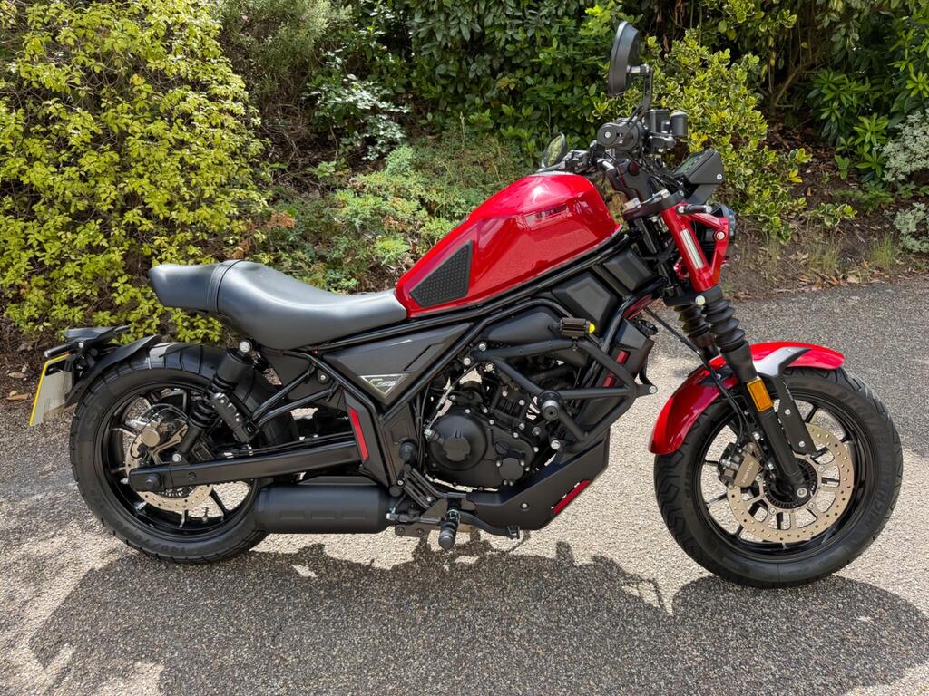 Zontes ZT125-C Custom Cruiser 125 Euro 5
