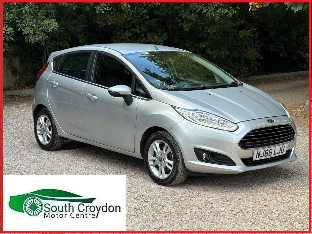 Ford Fiesta Hatchback 1.25 Zetec Euro 6 5dr