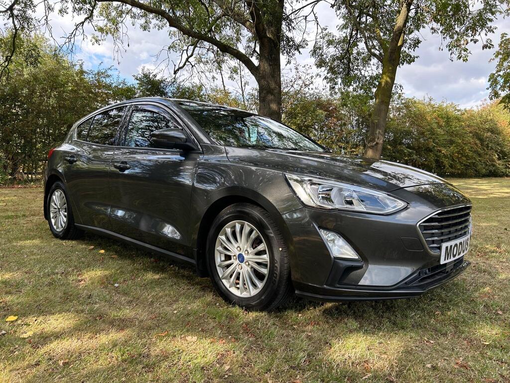 Ford Focus Hatchback 1.0T EcoBoost Titanium Euro 6 (s/s) 5dr