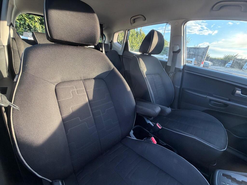 2012 Kia Venga thumbnail 27