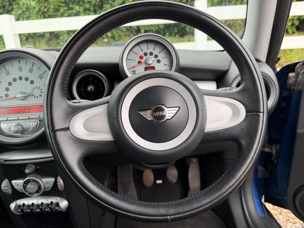 2007 MINI Hatch thumbnail 29