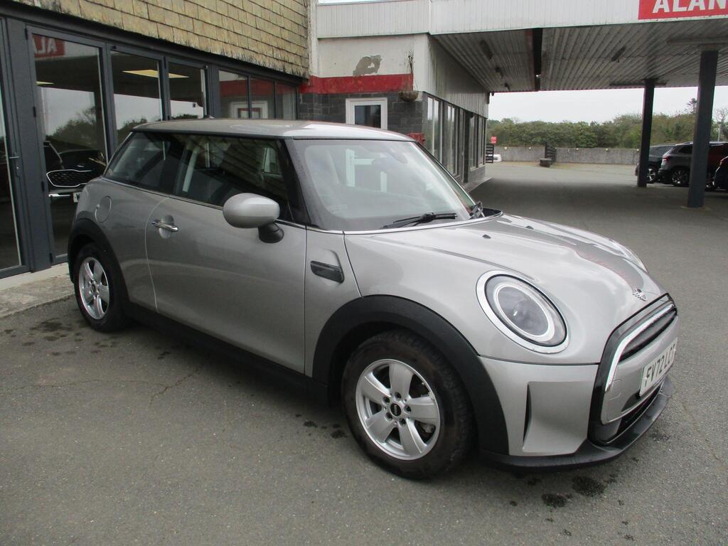 MINI Hatch Hatchback 1.5 Cooper Classic Steptronic Euro 6 (s/s) 3dr
