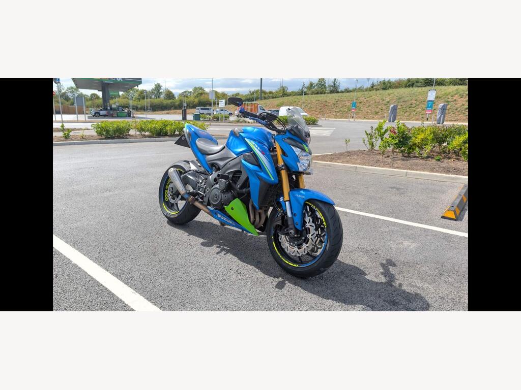 Suzuki GSX-S1000