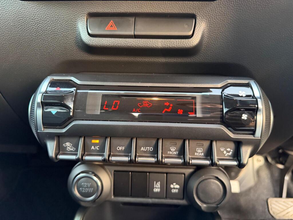 2016 Suzuki Ignis thumbnail 26