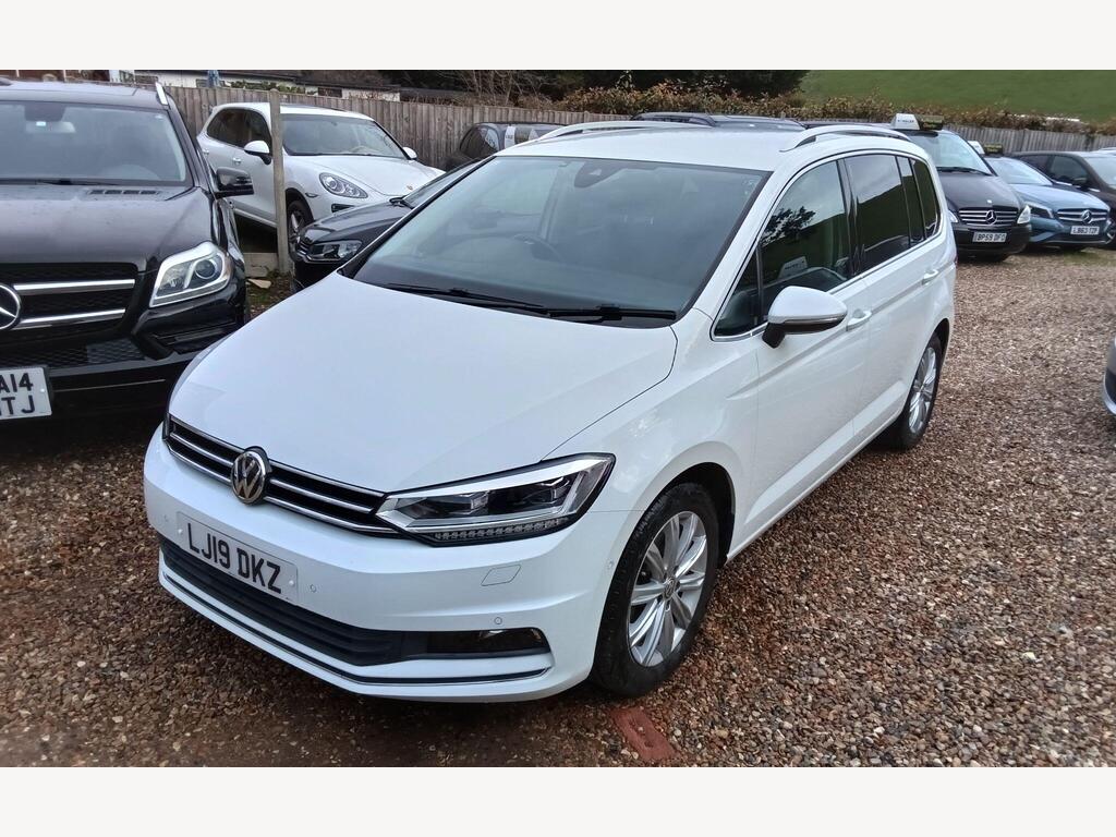 Volkswagen Touran MPV 1.4 TSI BlueMotion Tech SEL MPV 5dr Petrol DSG Euro 6 (s/s) (150 ps)