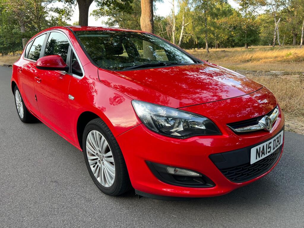 Vauxhall Astra Hatchback 1.4i Excite Euro 6 5dr
