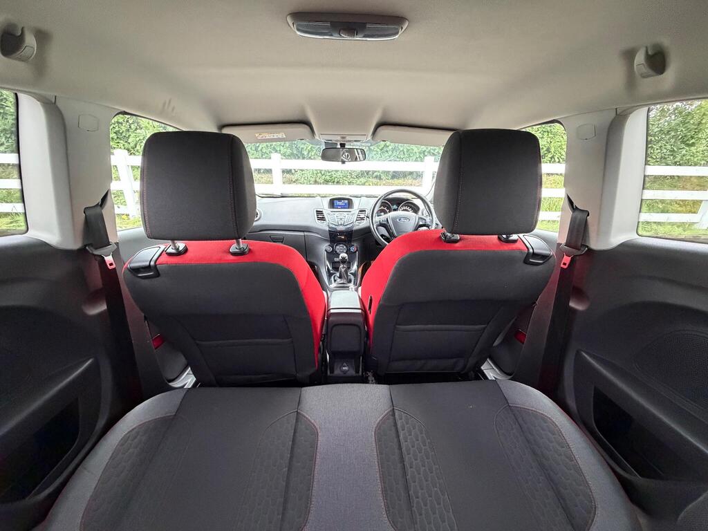 Ford Fiesta 1.0T EcoBoost Zetec S Euro 6 (s/s) 3dr thumbnail 26