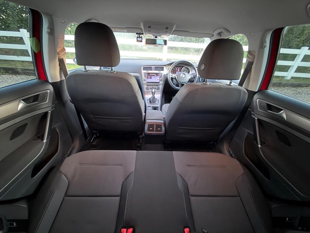 2014 Volkswagen Golf thumbnail 24