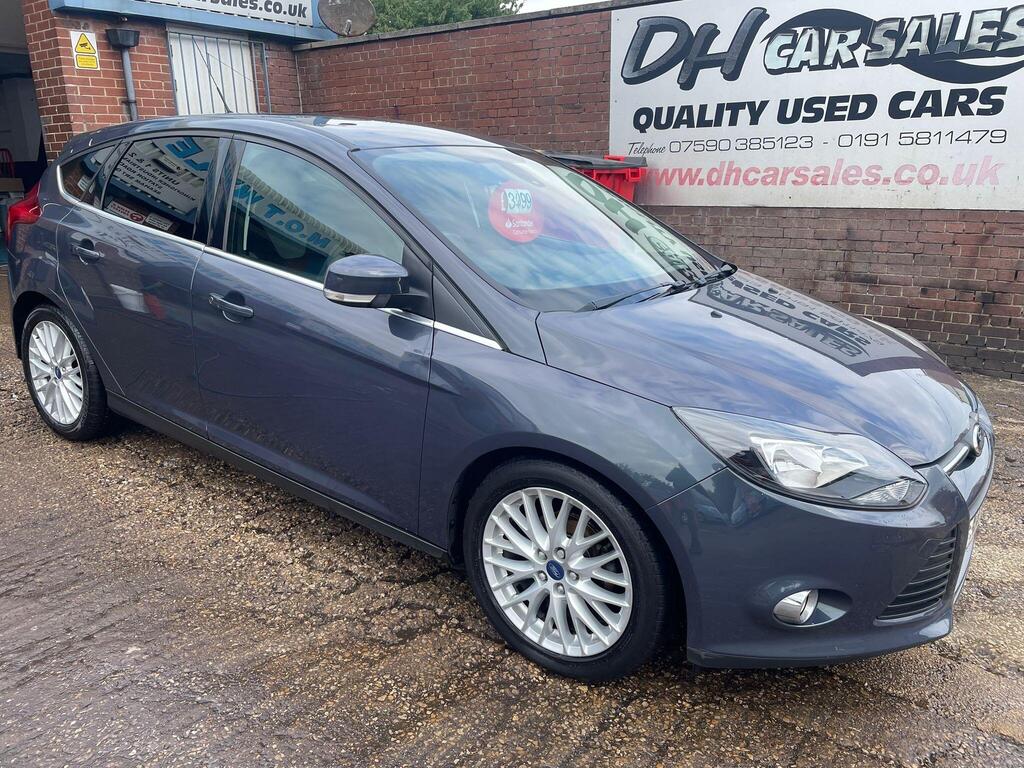 Ford Focus Hatchback 1.0T EcoBoost Zetec Navigator Euro 5 (s/s) 5dr