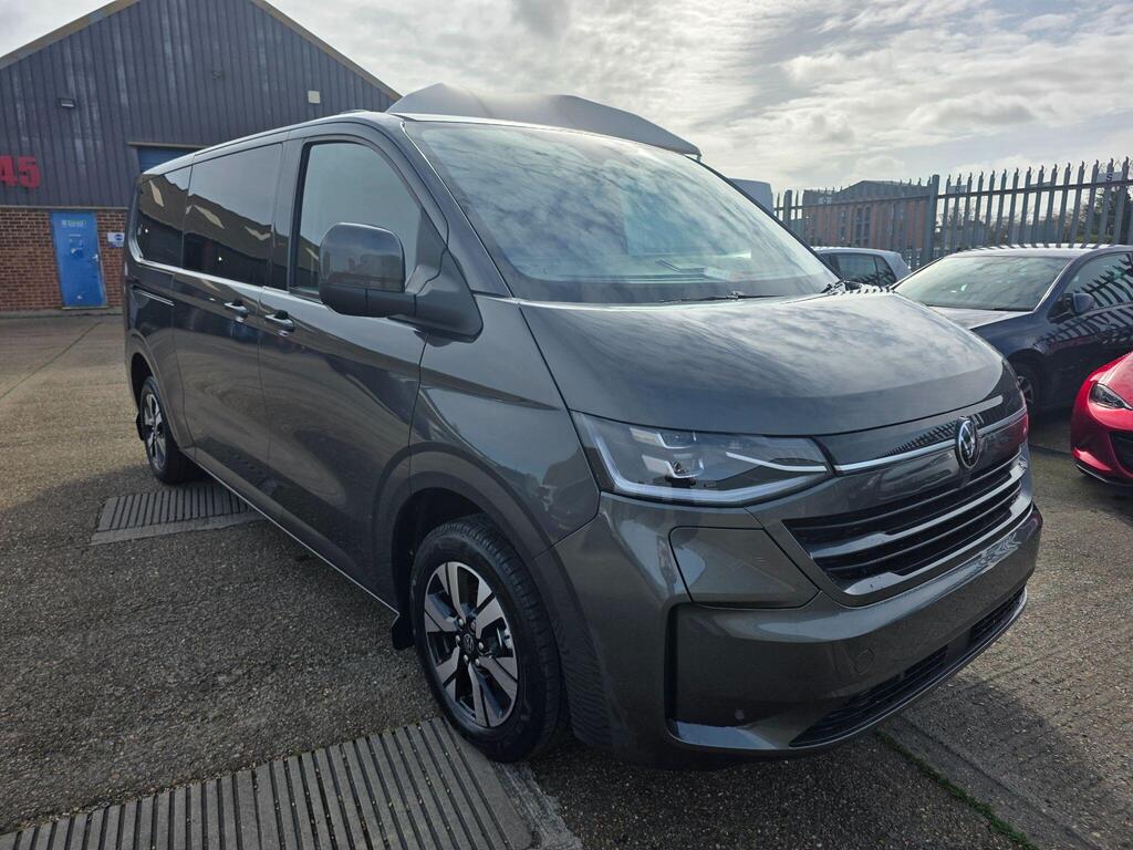 Volkswagen e-Transporter Shuttle