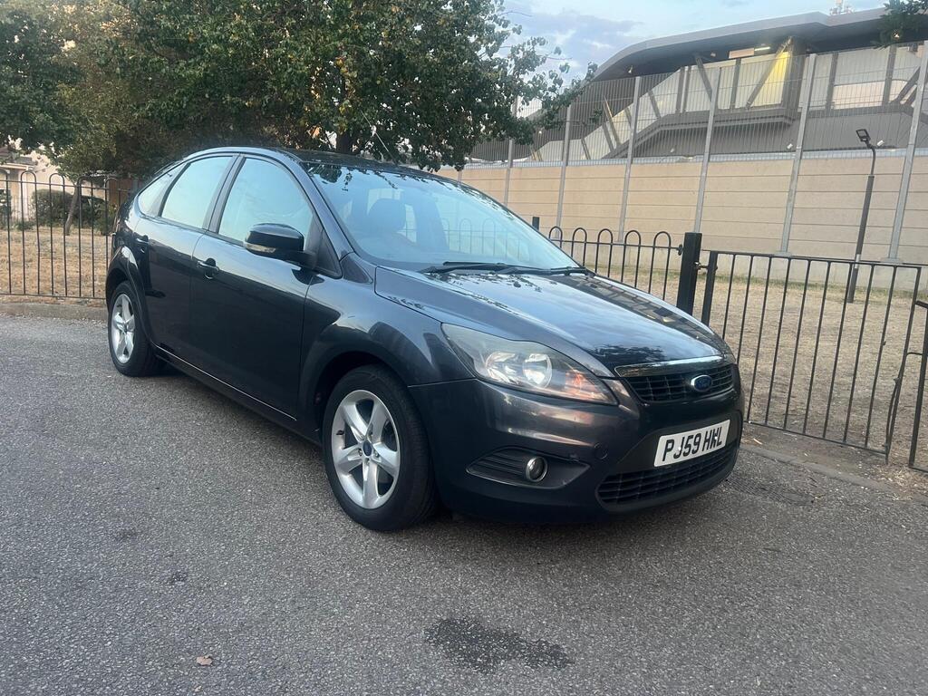 Ford Focus Hatchback 1.6 Zetec 5dr