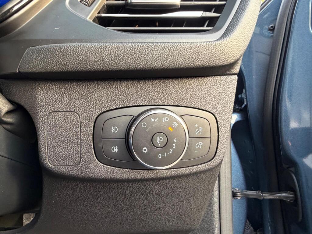 2024 Ford Focus thumbnail 25