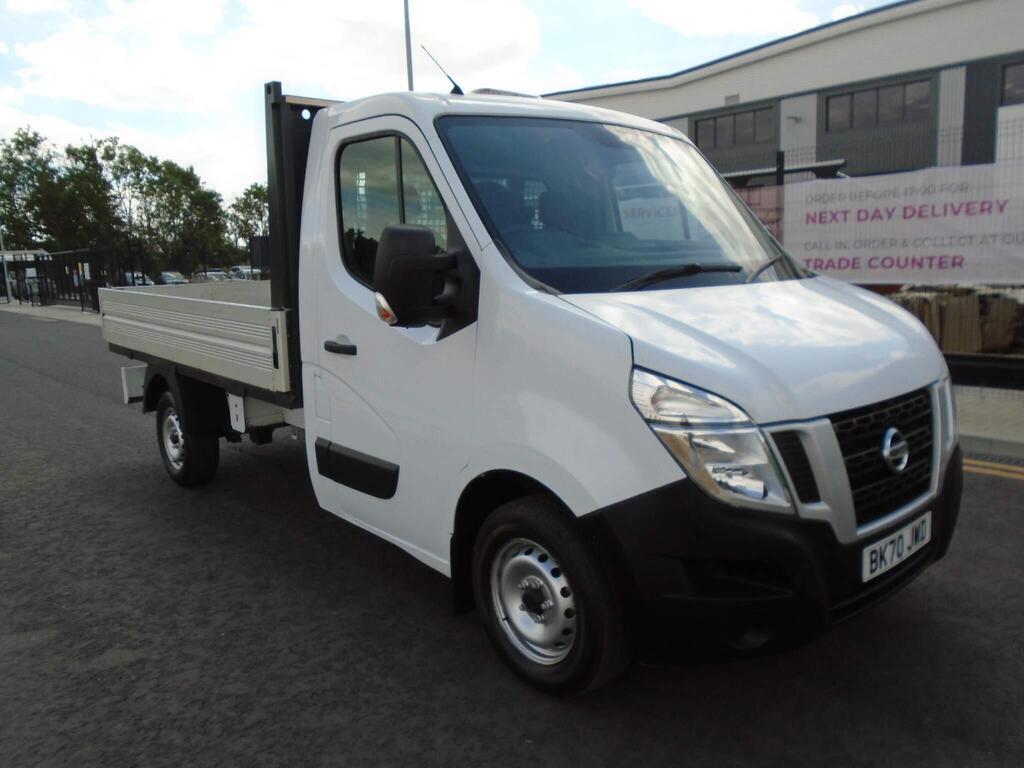 Nissan NV400