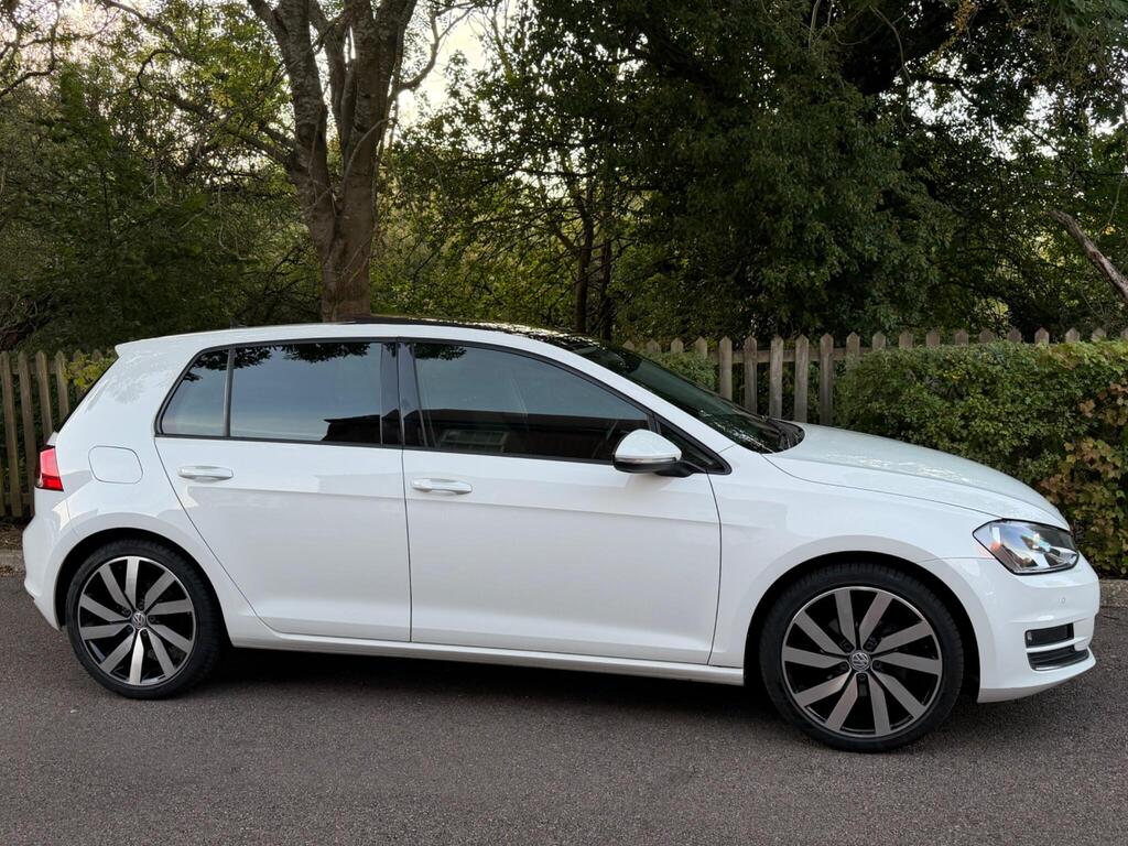 Volkswagen Golf Hatchback 1.6 TDI BlueMotion Tech GT Edition Euro 6 (s/s) 5dr
