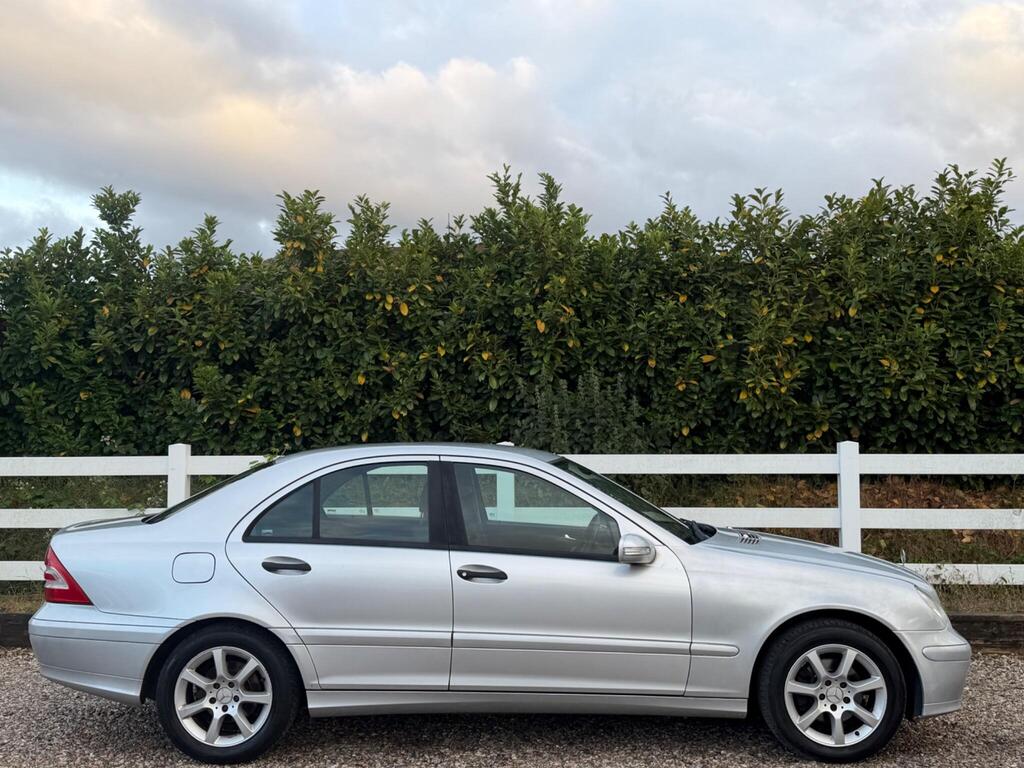 2007 Mercedes-Benz C Class thumbnail 12