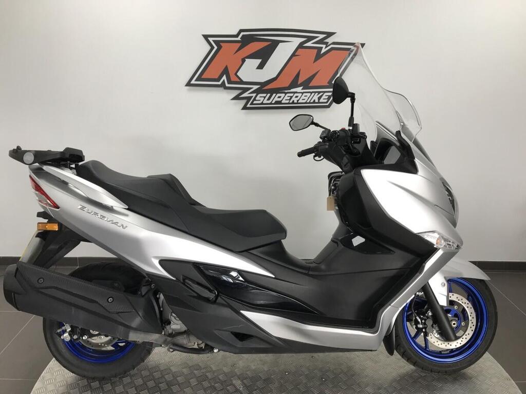 Suzuki Burgman 400