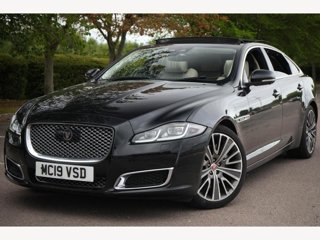 Jaguar XJ Saloon 3.0d V6 Autobiography Auto Euro 6 (s/s) 4dr (LWB)