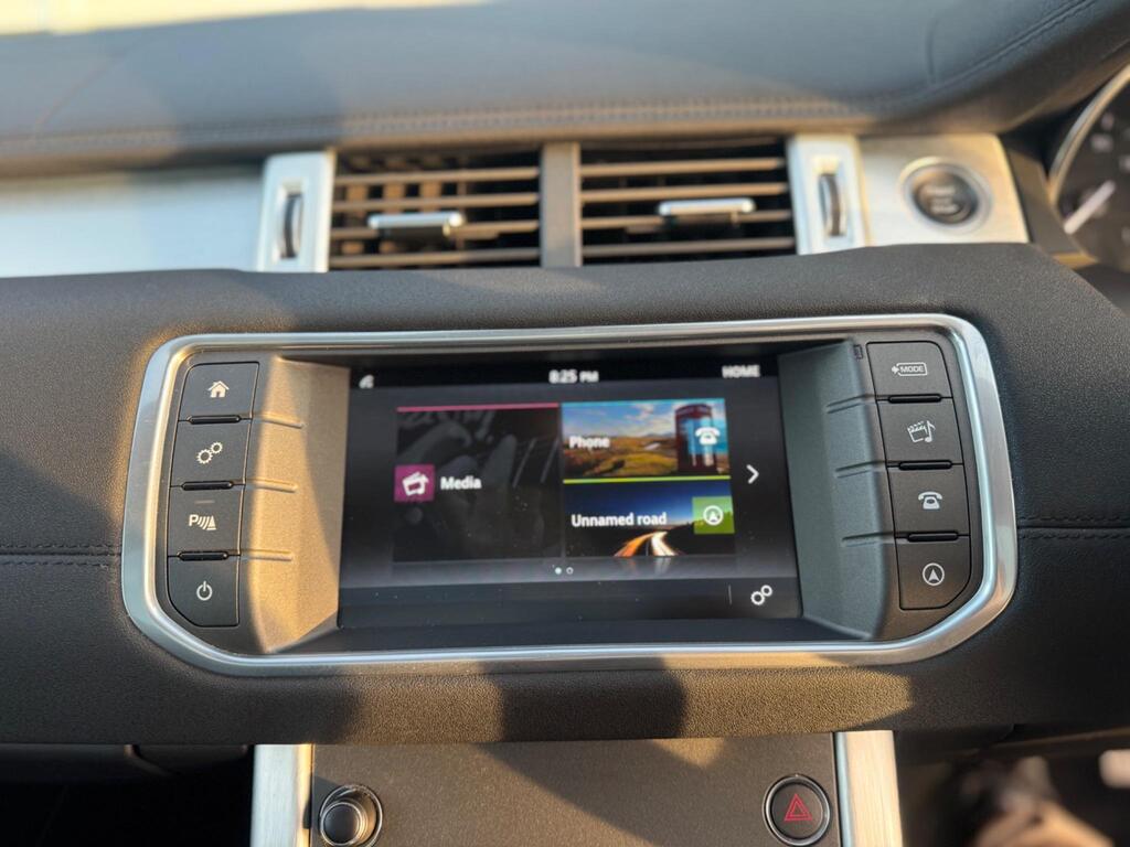 Land Rover Range Rover Evoque 2.0 TD4 SE Auto 4WD Euro 6 (s/s) 5dr thumbnail 33