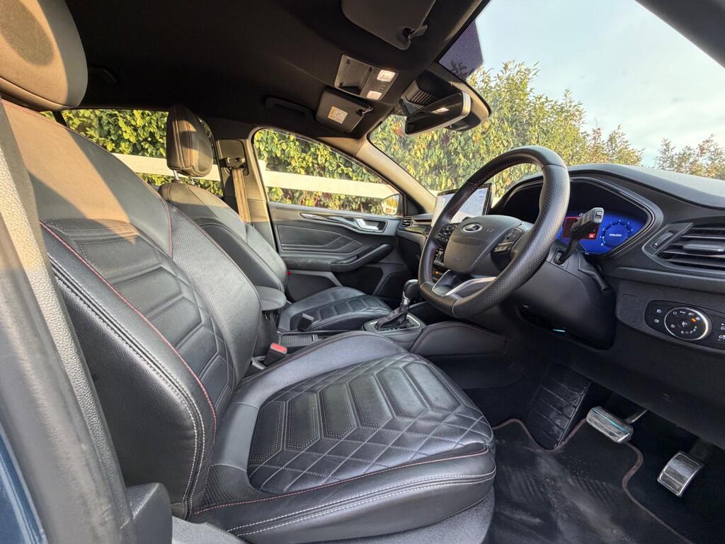 2024 Ford Focus thumbnail 17