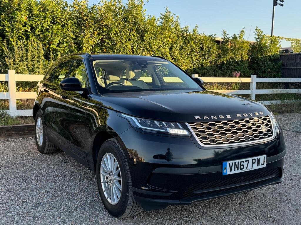 2017 Land Rover Range Rover Velar thumbnail 4