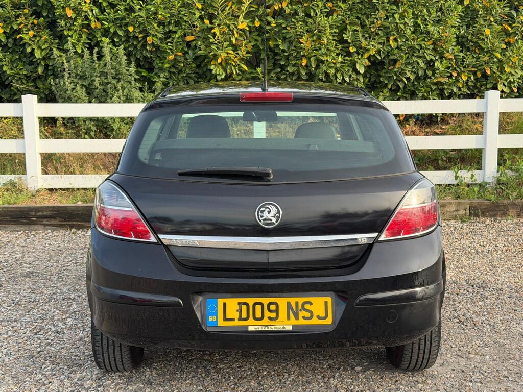 2009 Vauxhall Astra thumbnail 11