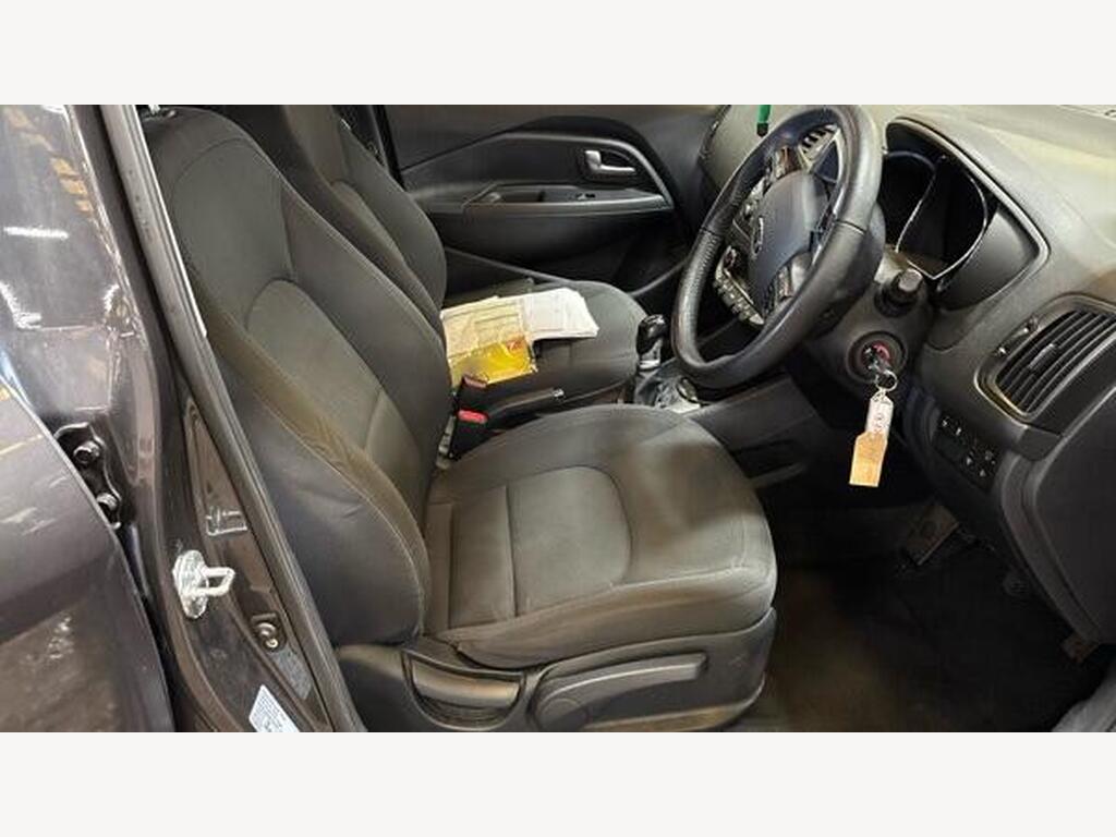 2012 Kia Rio thumbnail 9