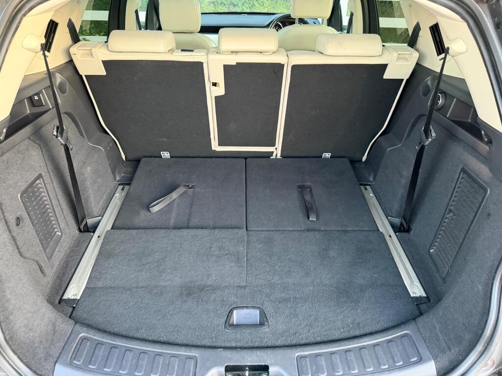 2017 Land Rover Discovery Sport thumbnail 34