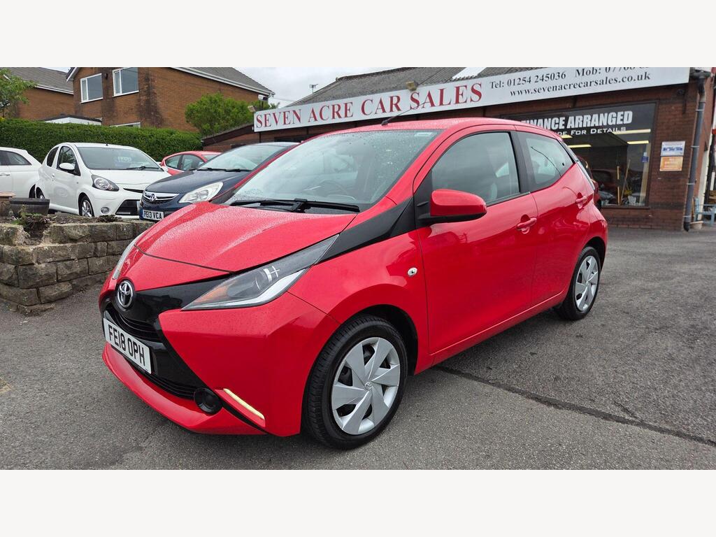 Toyota AYGO Hatchback 1.0 VVT-i x-play Euro 6 5dr