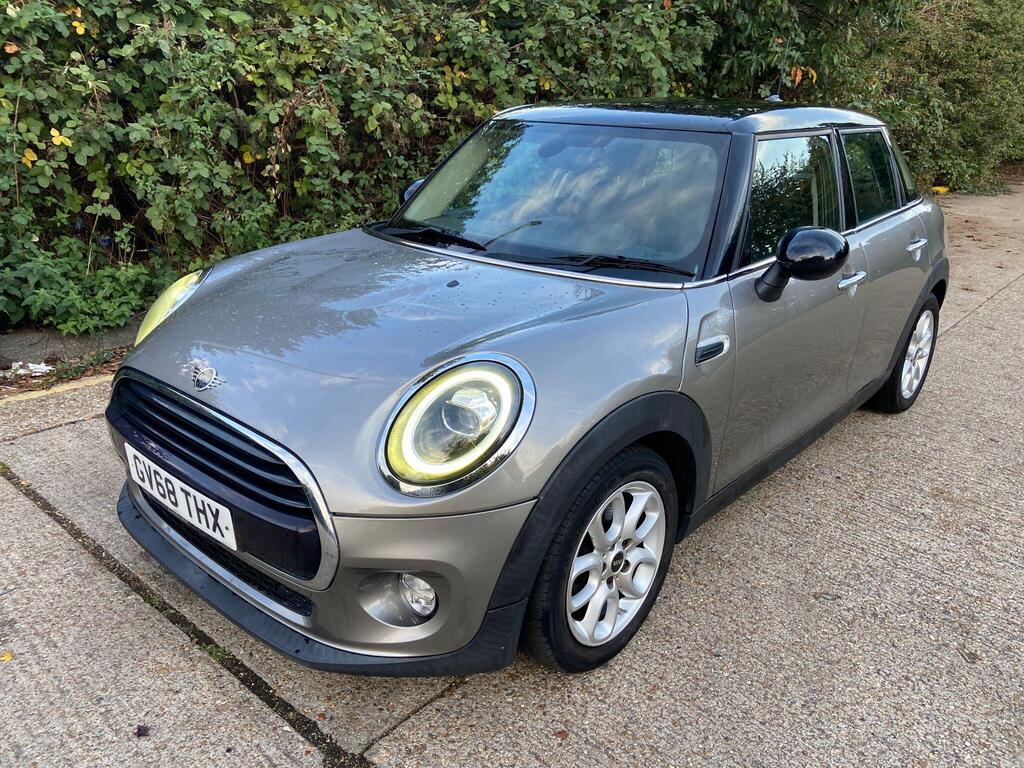 MINI Hatch Hatchback 1.5 Cooper Classic Euro 6 (s/s) 5dr