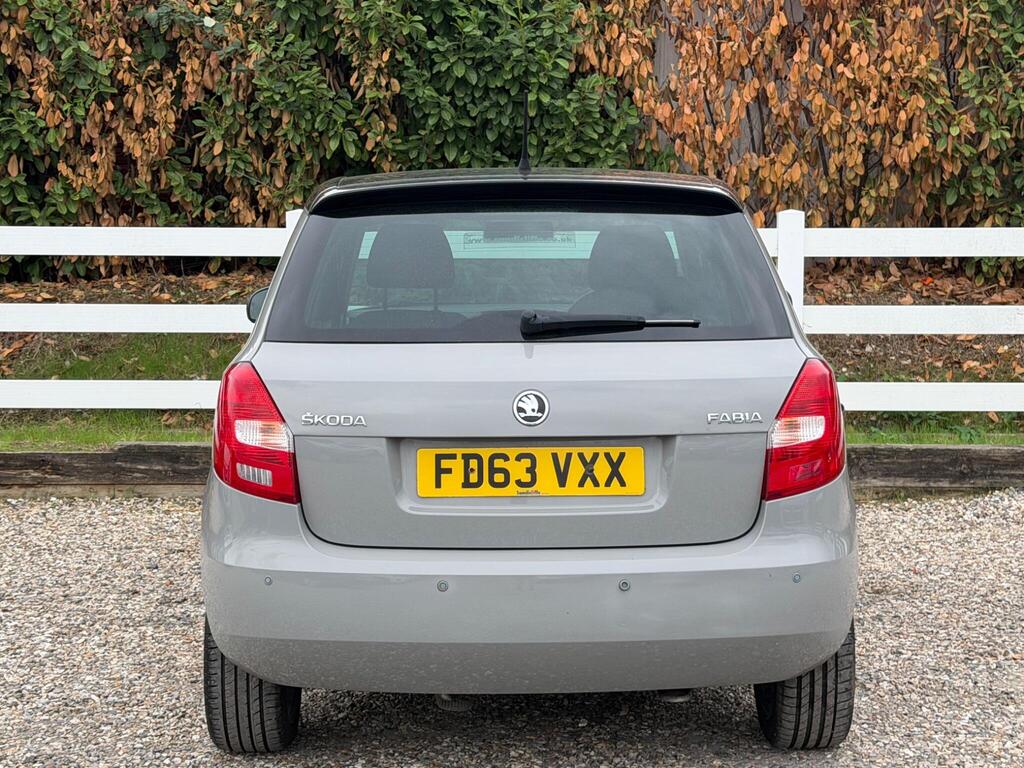 2013 Skoda Fabia thumbnail 3