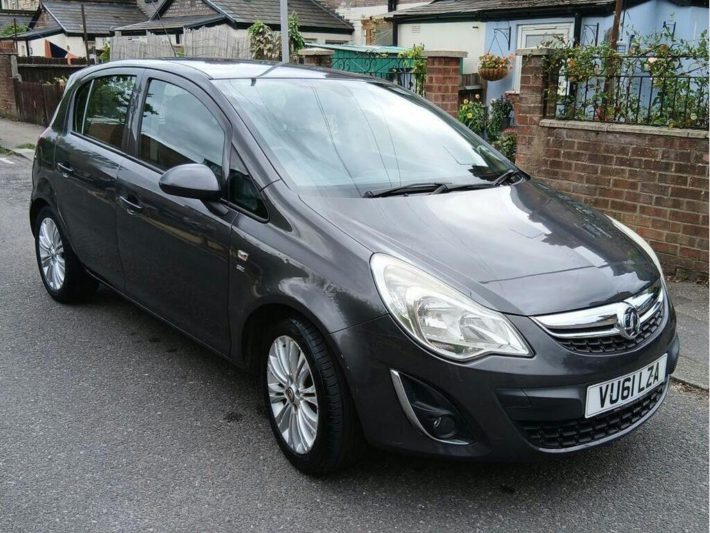 Vauxhall Corsa Hatchback 1.4 16V SE Auto Euro 5 5dr