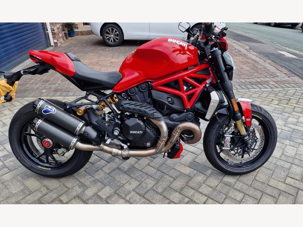 Ducati Monster 1200