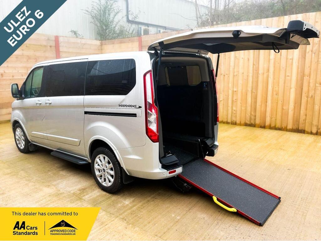 Ford Tourneo Custom