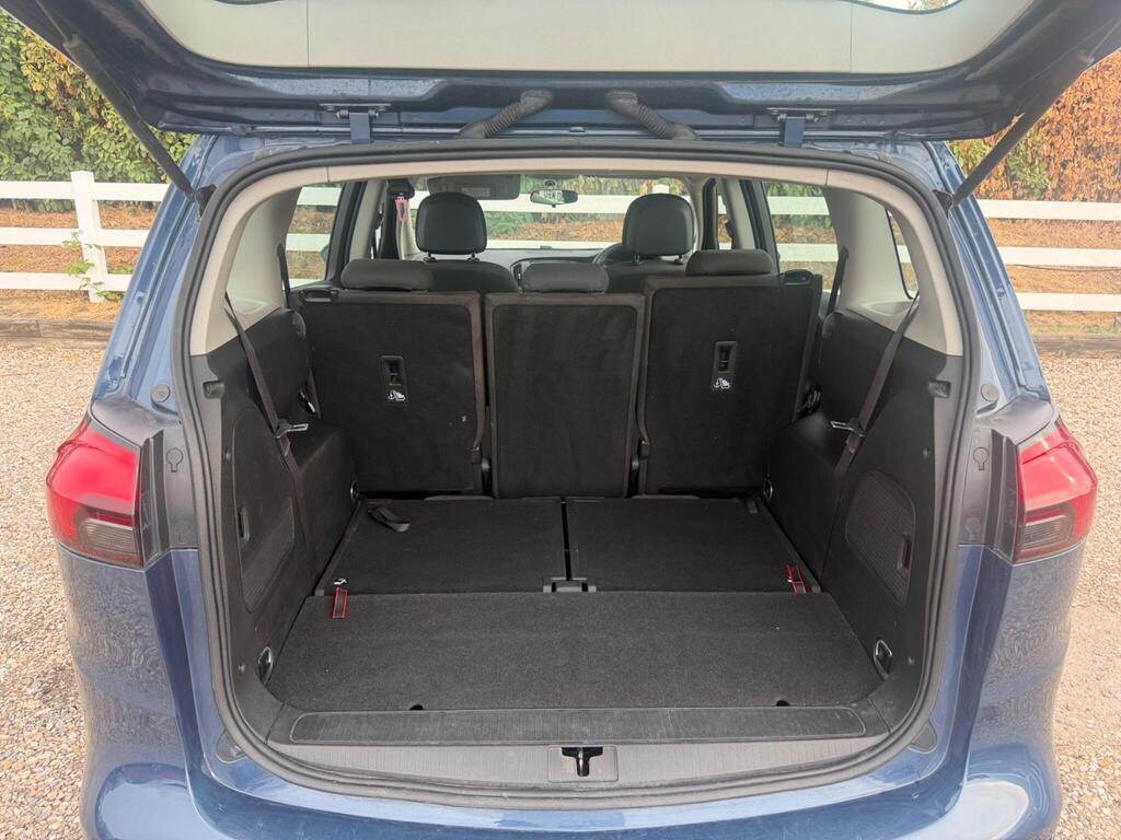 2016 Vauxhall Zafira Tourer thumbnail 31