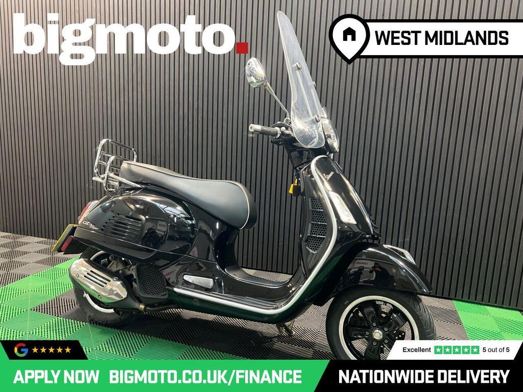 Piaggio Vespa GTS 125