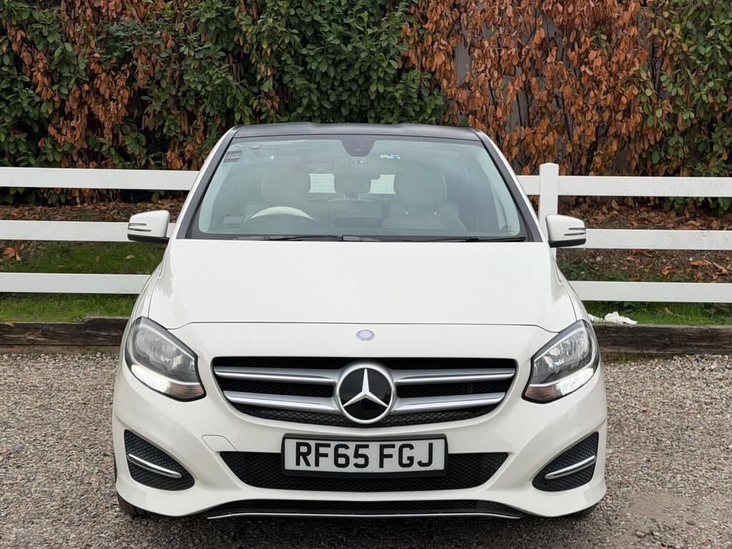 2015 Mercedes-Benz B Class thumbnail 4