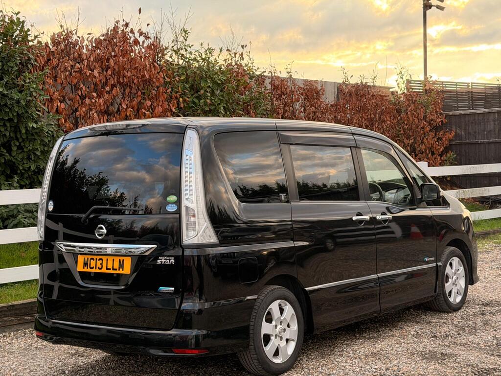 2013 Nissan Serena thumbnail 21