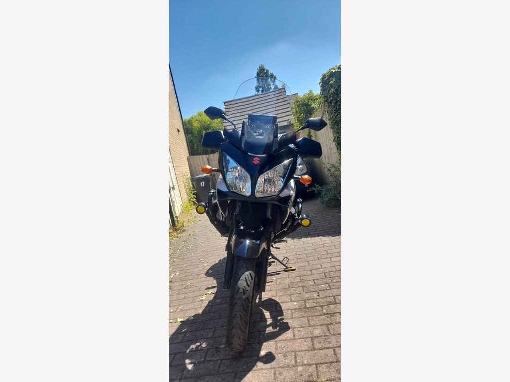 Suzuki V-Strom 650