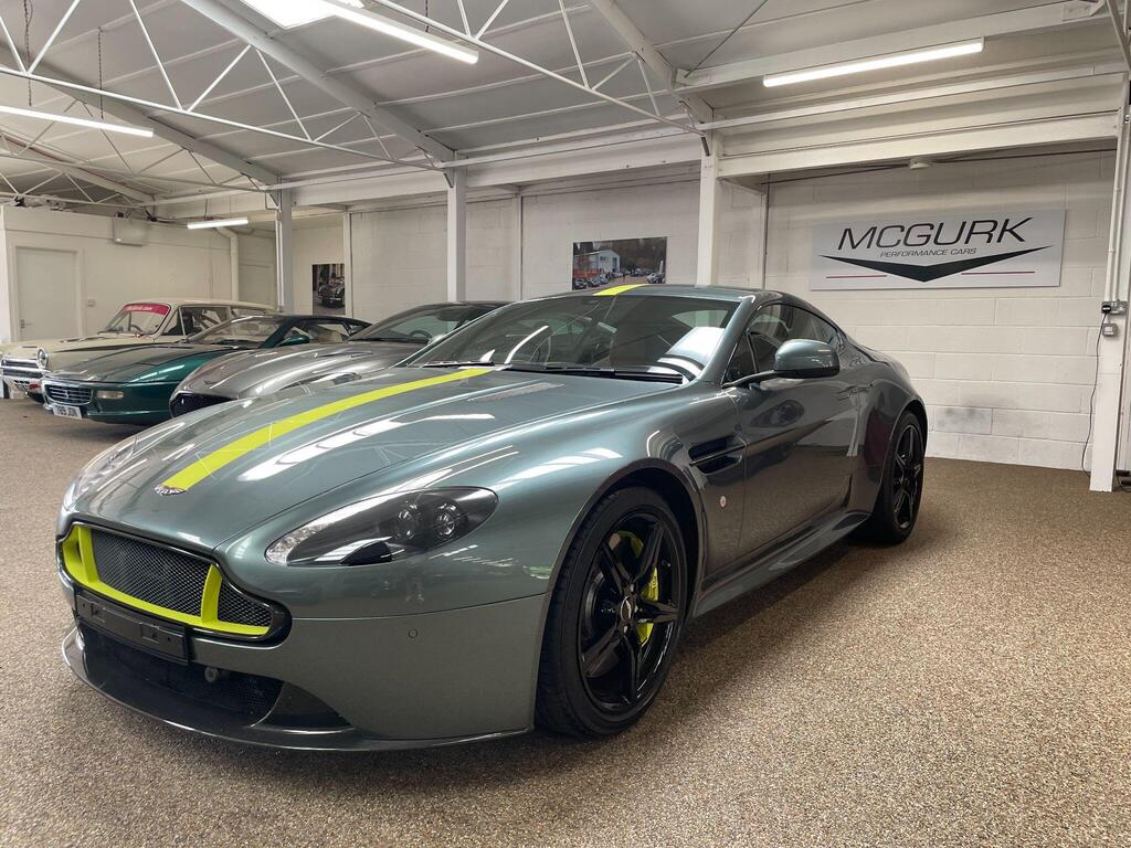 Aston Martin Vantage